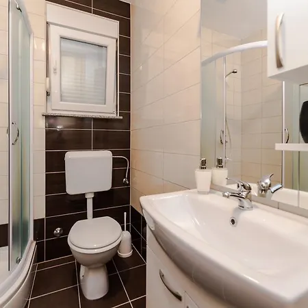 Kovacevic Apartamento Vir